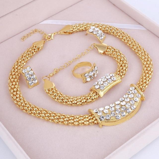 Conjunto de Colar Brincos Pulseira e Anel Cristal Africano